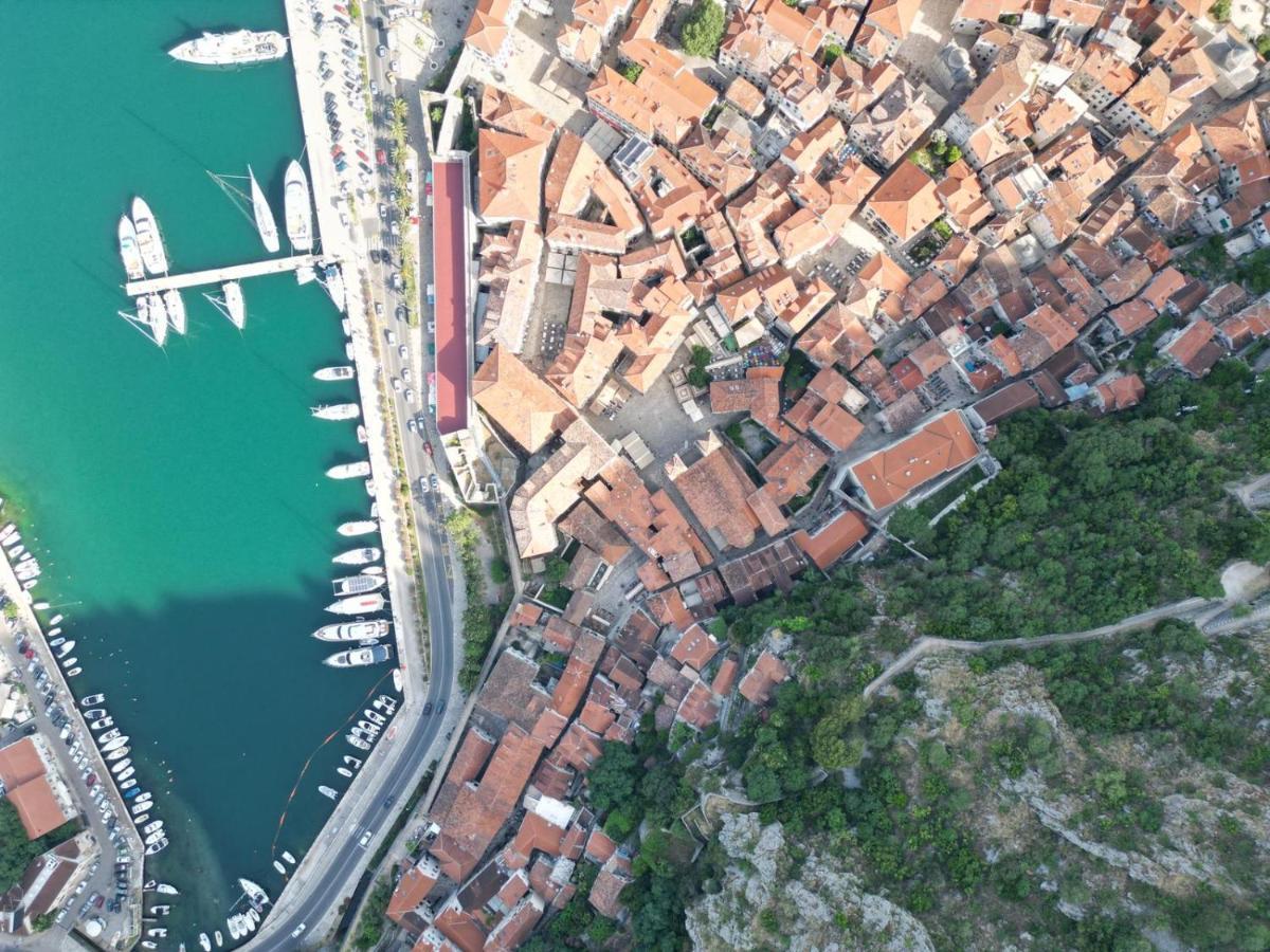 La Grande Apartments Kotor Exterior photo